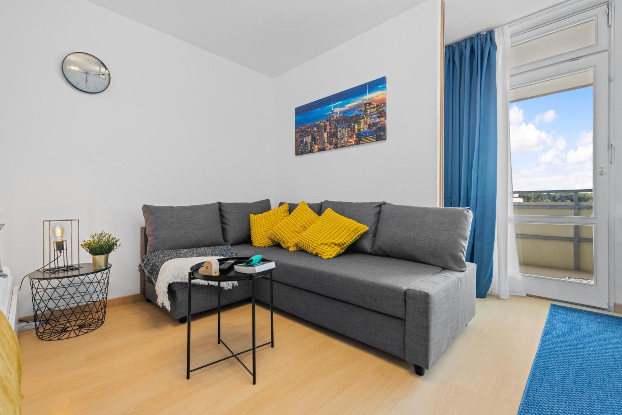 Sonniges City-Apartment Mit Suedbalkon Und Parklatz Neusass Extérieur photo