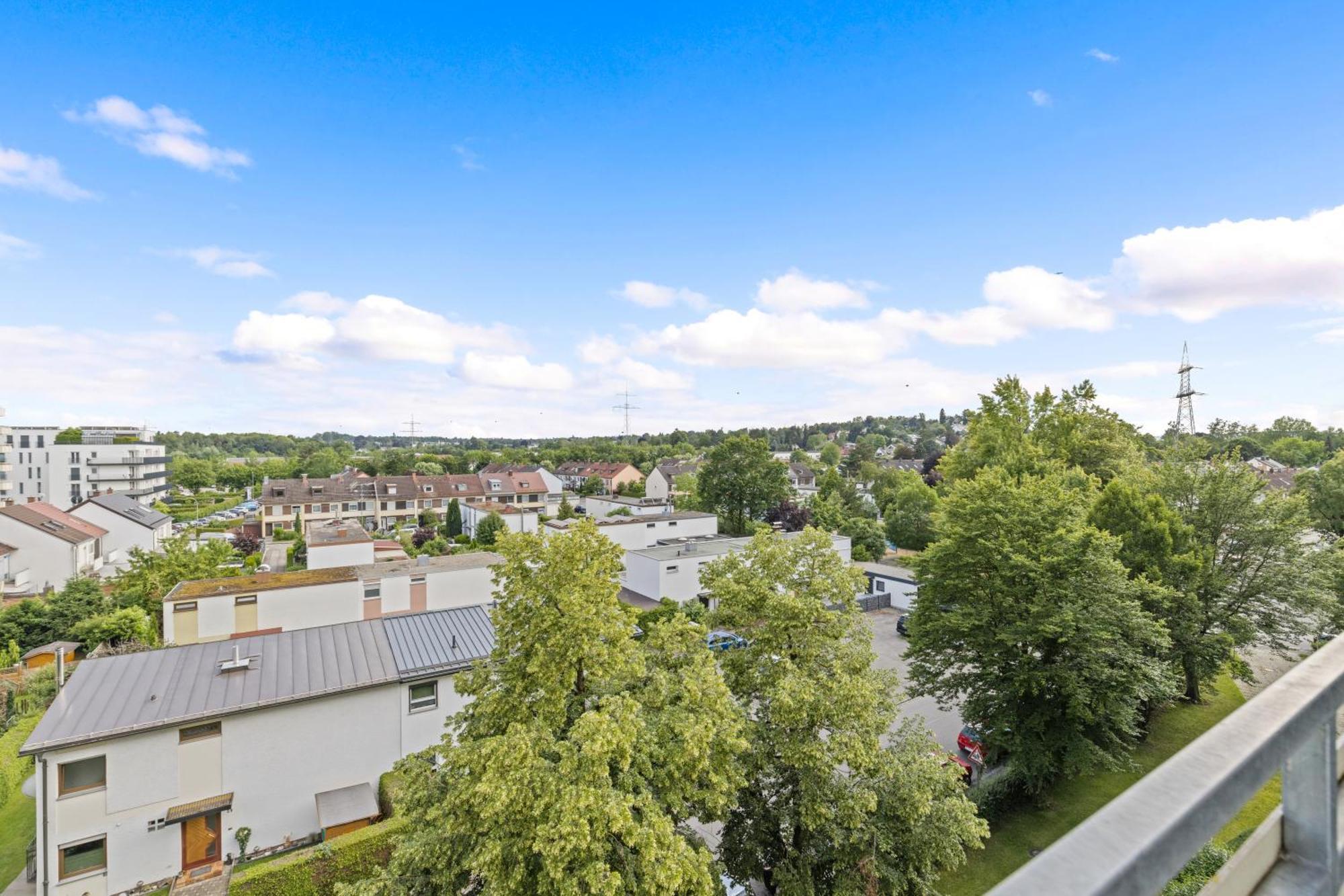 Sonniges City-Apartment Mit Suedbalkon Und Parklatz Neusass Extérieur photo